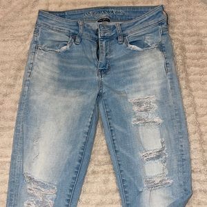Size 4 American eagle ripped jeans